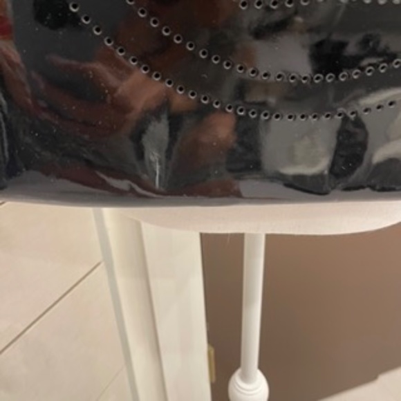 Tory Burch Perforated Logo Shopper Tote Patent Leather Black - Picture 2 of 8